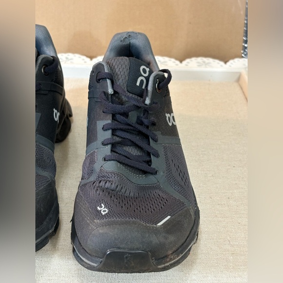 Cloudace Woman’s Running Shoes.Swiss Engineering. Low Top . Woman’s Size 8.5 - Picture 4 of 14